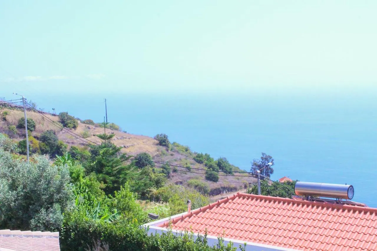 Studio One | Massapez | Faja Da Ovelha | Calheta Daire